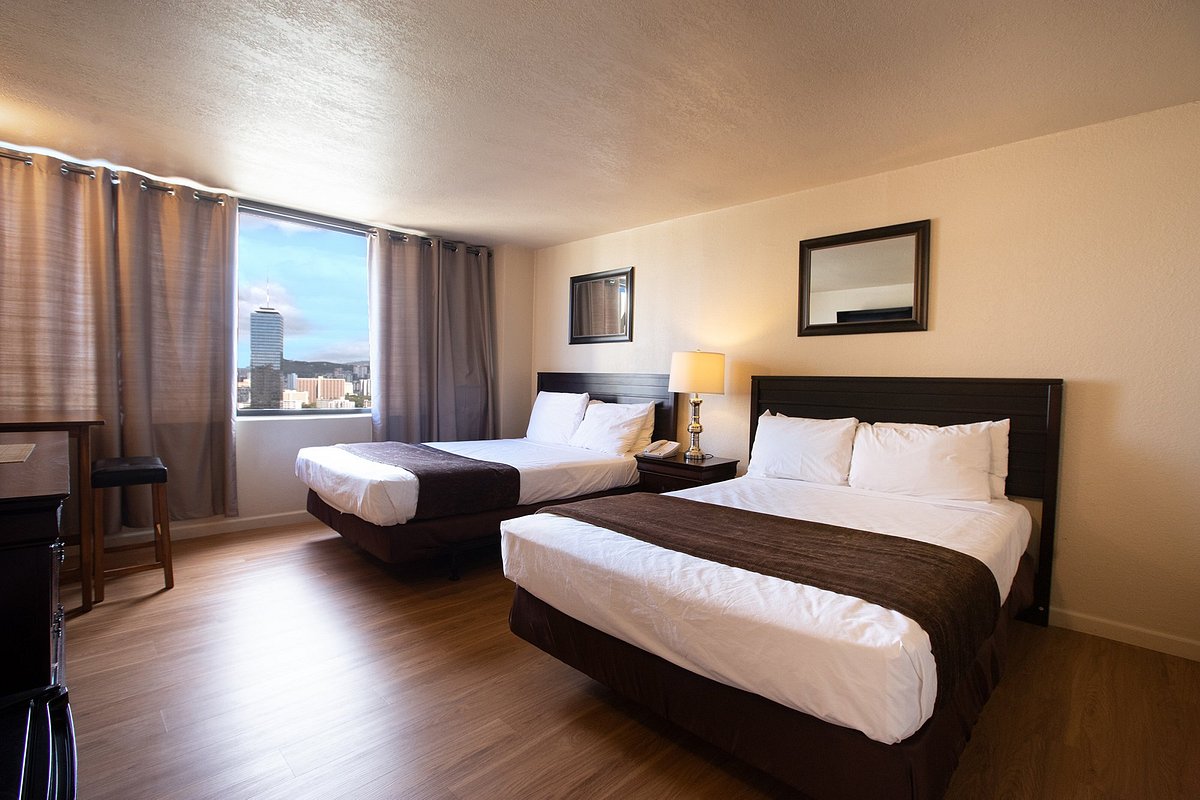 Waikiki Monarch Hotel photo 2