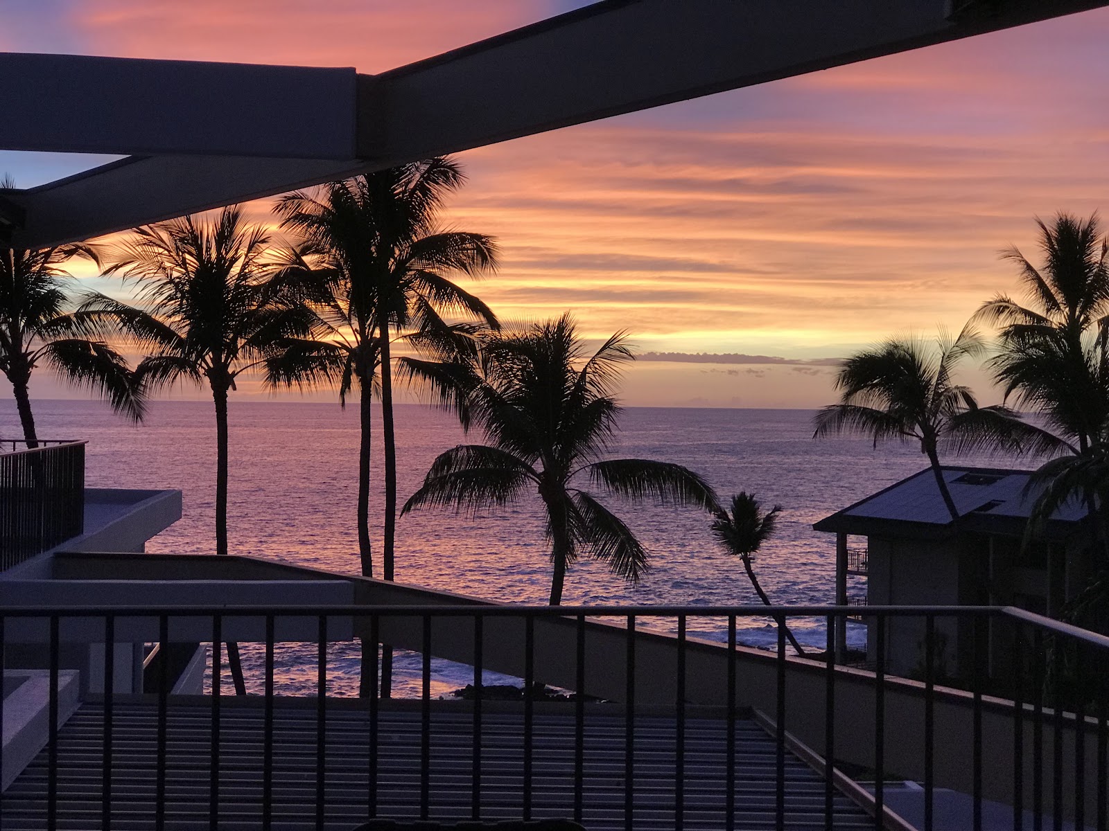 Royal Sea Cliff Kona by Outrigger photo 5