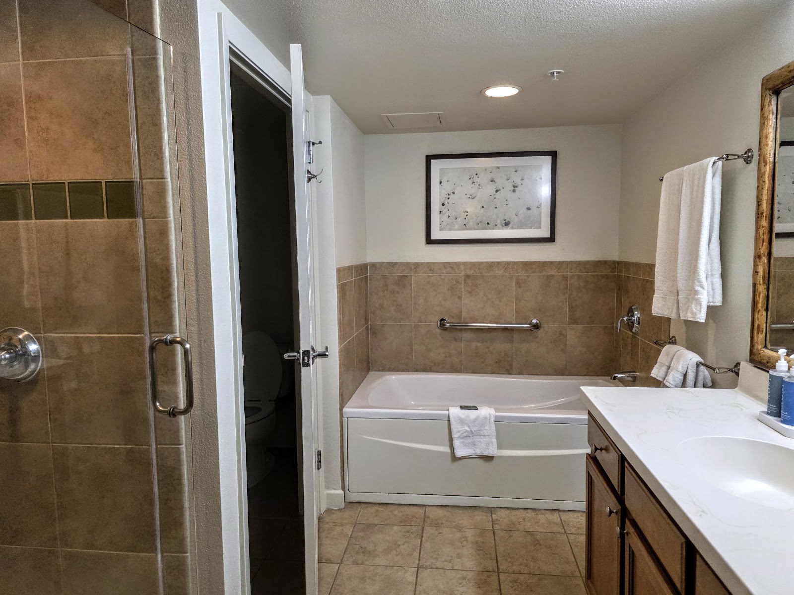 Club Wyndham at Waikiki Beach Walk photo 4