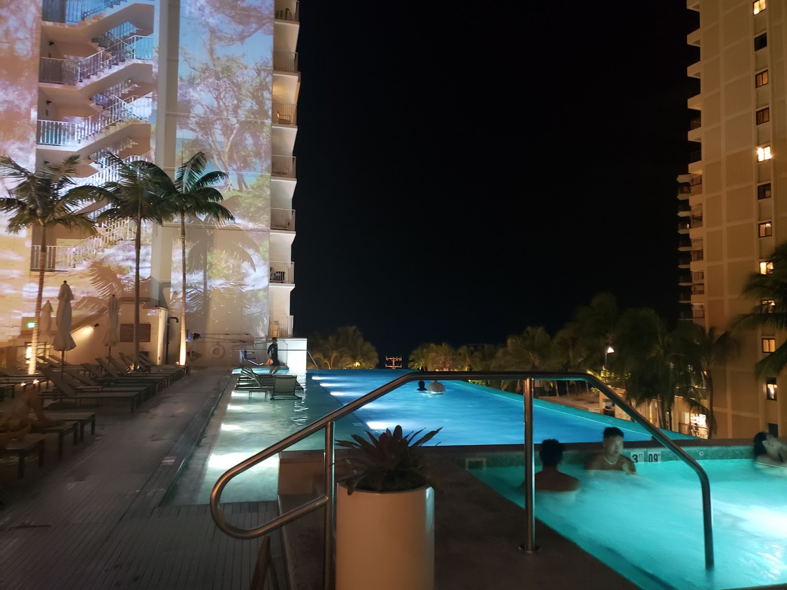 Alohilani Resort Waikiki Beach photo 3