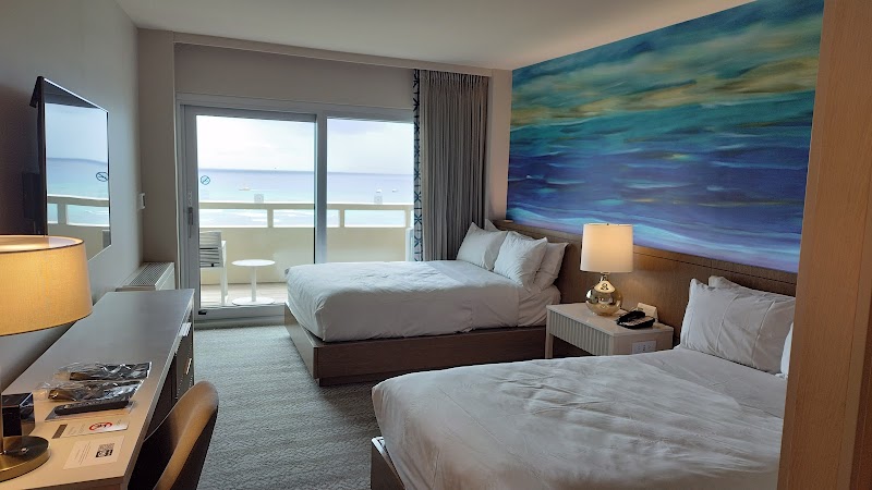 Sheraton Waikiki photo 2