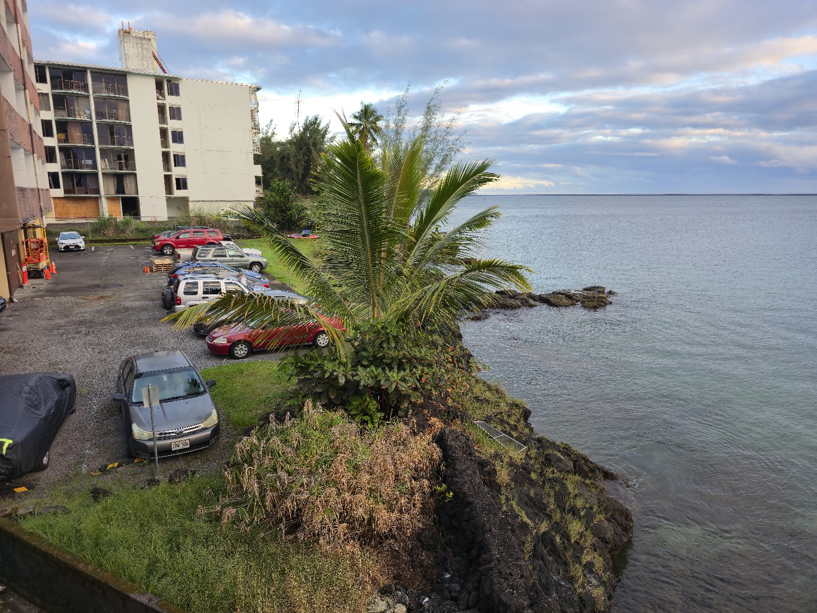 Hilo Reeds Bay Hotel | Big Island Hotel