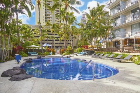 Courtyard by Marriott Waikiki Beach | O'ahu Hotel
