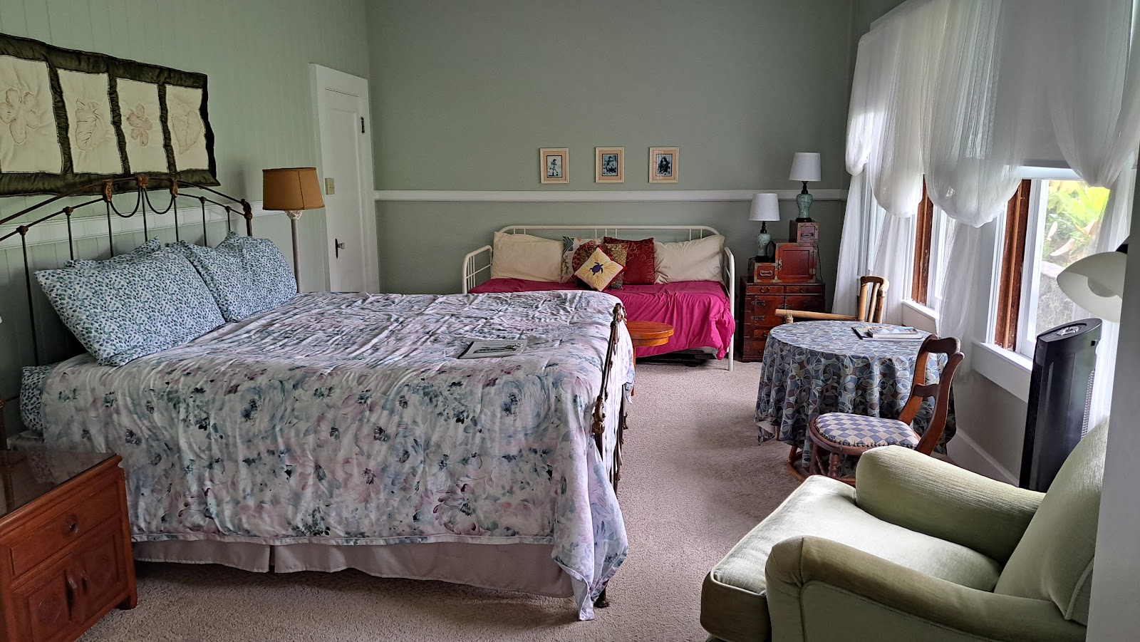 Old Hawaiian B&B photo 2