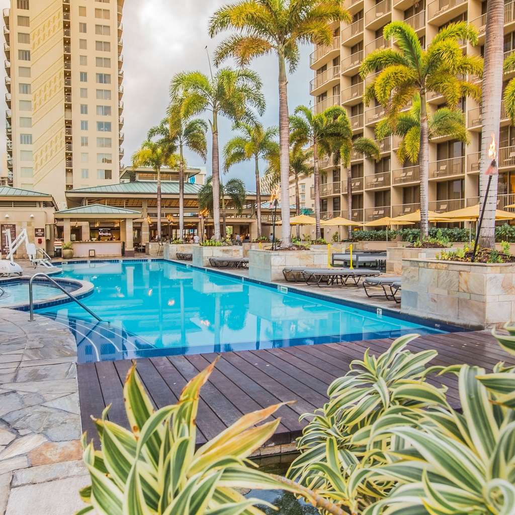 Embassy Suites by Hilton Waikiki Beach Walk | O'ahu Condo/Villa