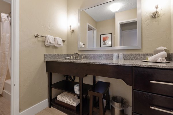 Plantation Hale Suites photo 4