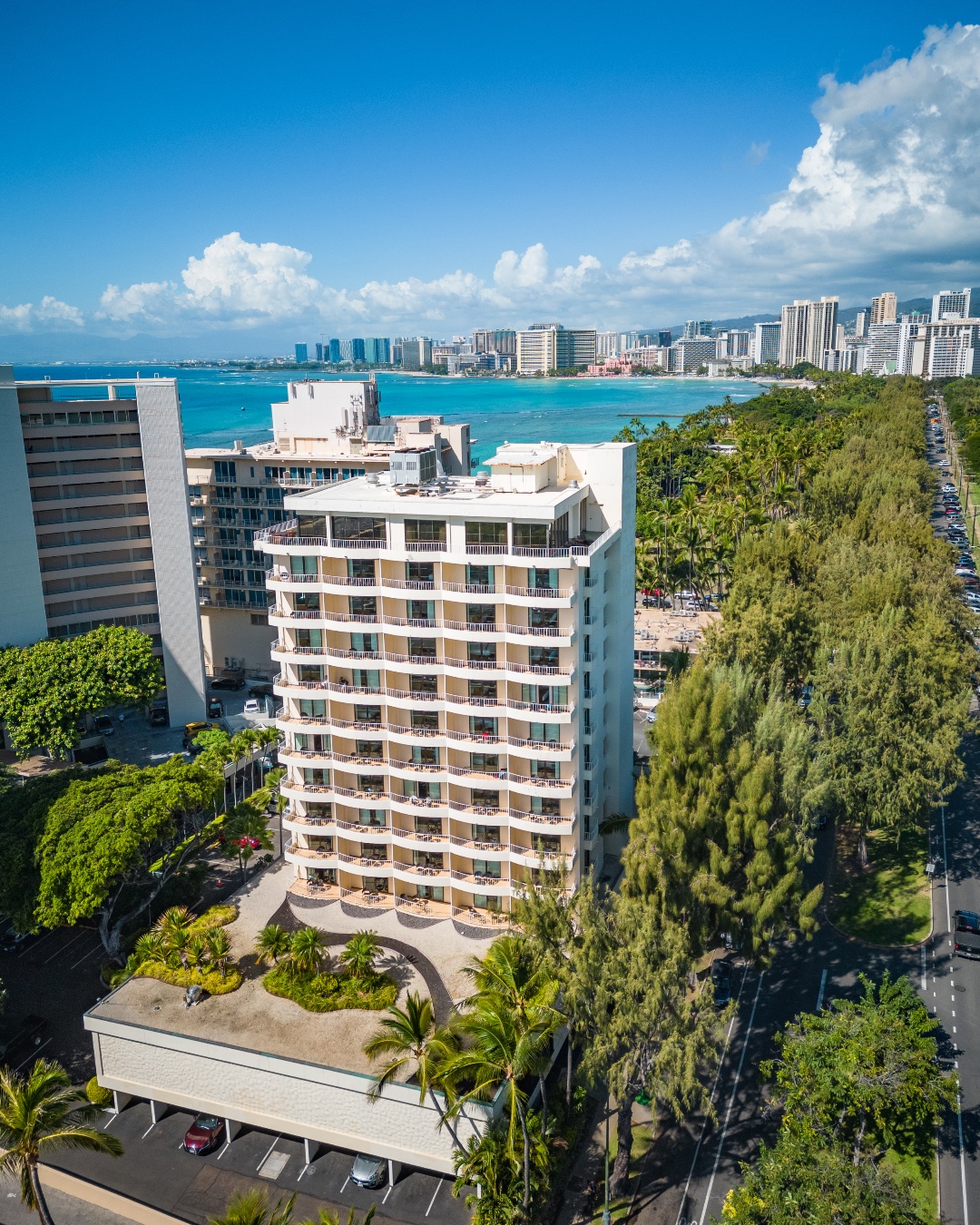 Lotus Honolulu at Diamond Head | O'ahu Hotel