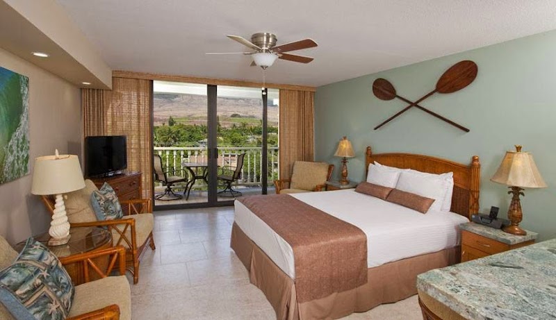 Lahaina Shores photo 2