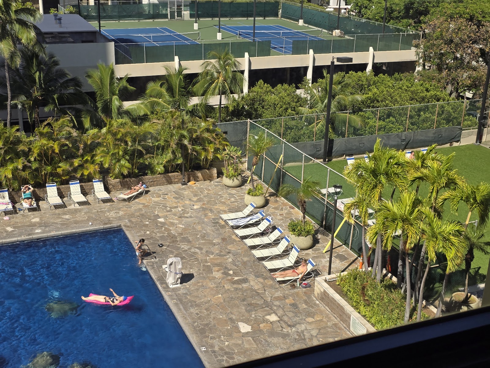 Aston Waikiki Sunset photo 3