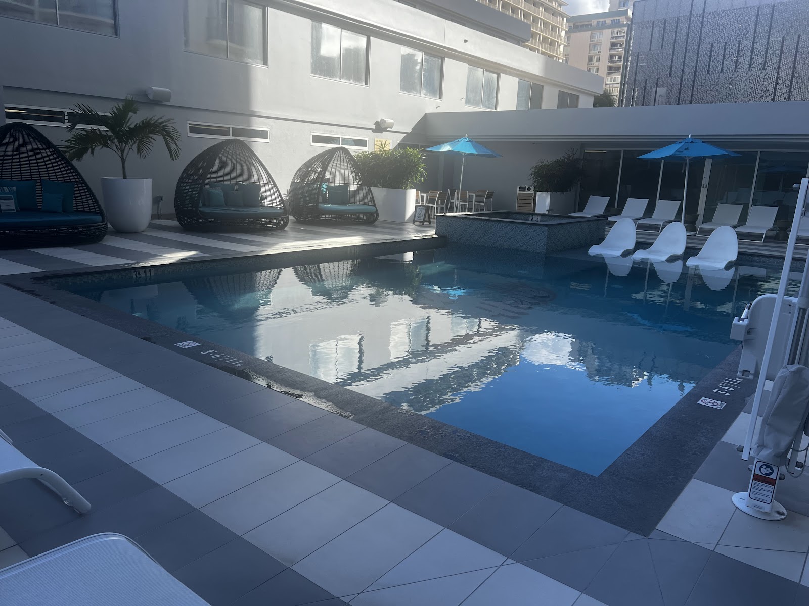 OHANA Waikiki East by Outrigger photo 3