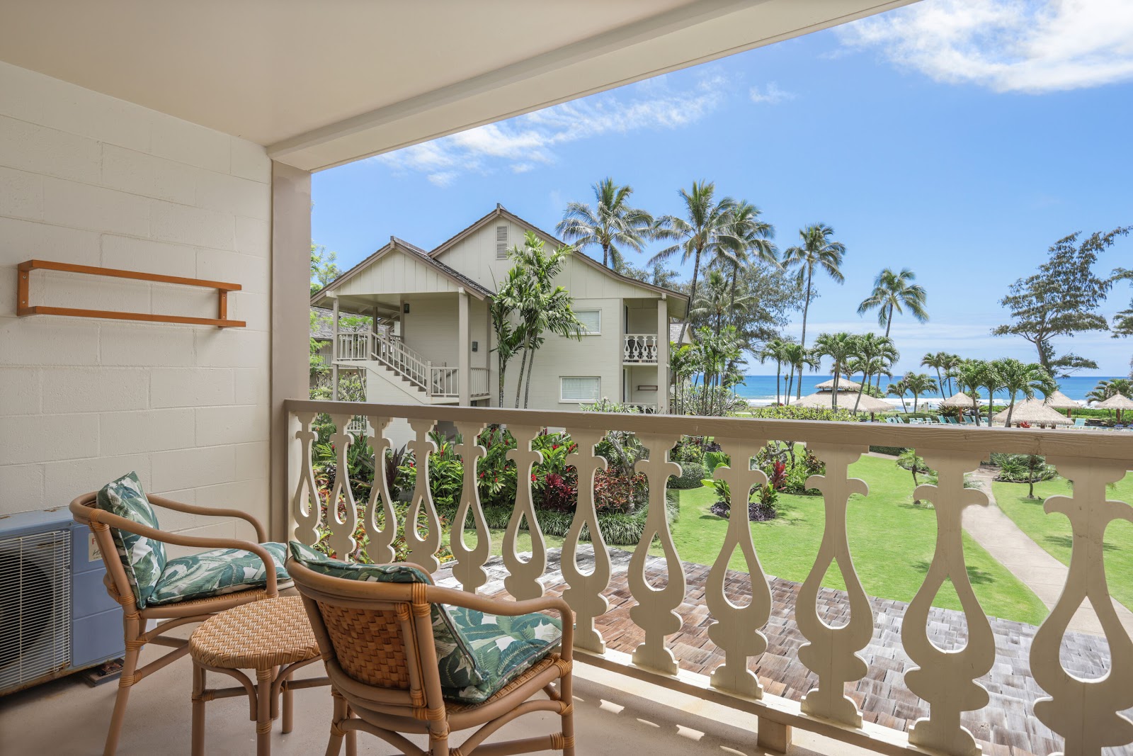 Aston Islander on the Beach photo 5