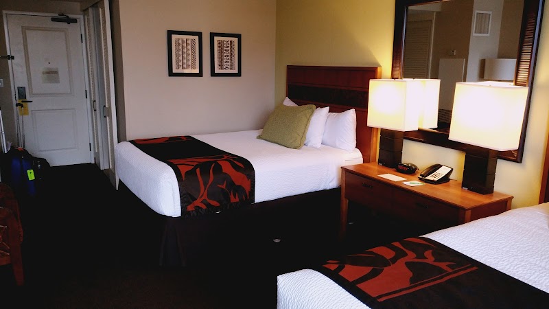 Courtyard by Marriott King Kamehameha's Kona Beach Hotel photo 2