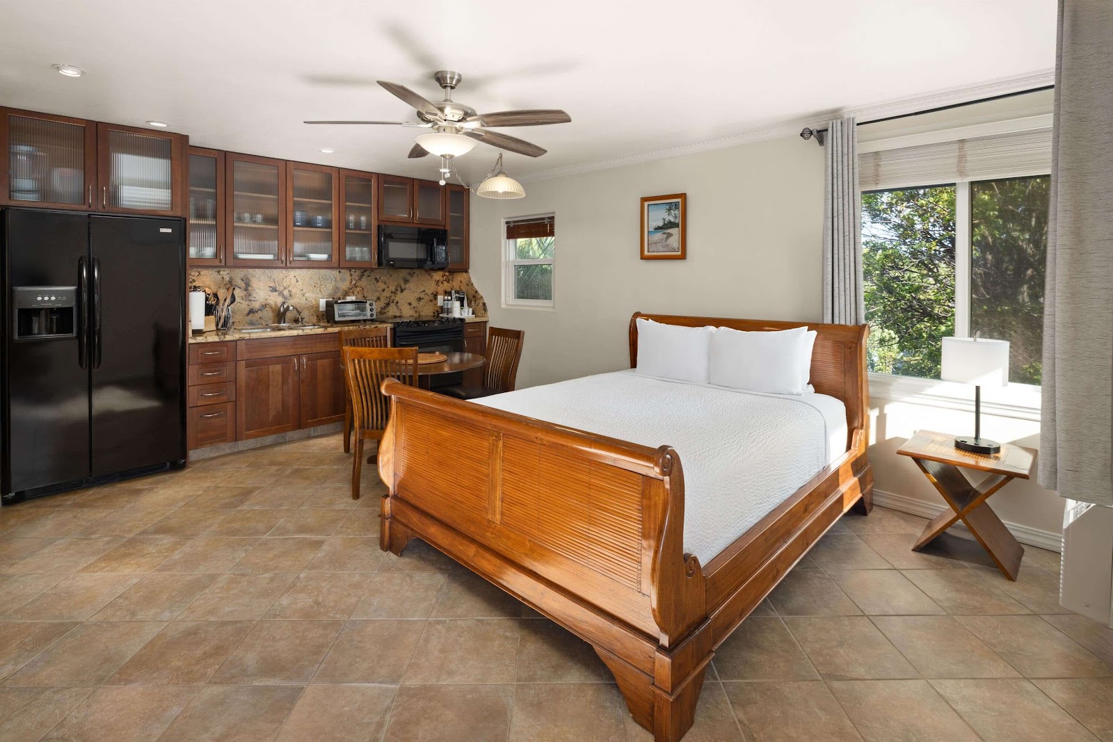 Days Inn by Wyndham Maui Oceanfront photo 5