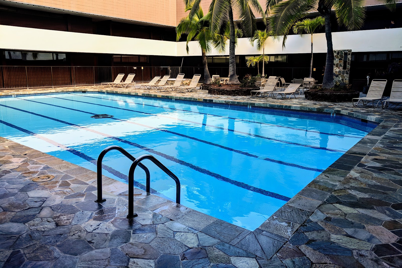 Aston at the Executive Centre Hotel photo 3