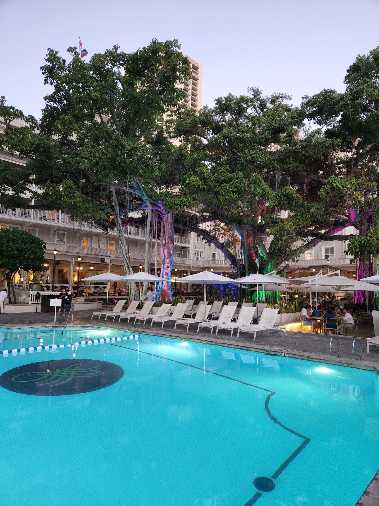 The Royal Hawaiian - a Luxury Collection Resort photo 3